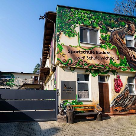 Apartment Black Der Sportschule Badura ライプツィヒ エクステリア 写真